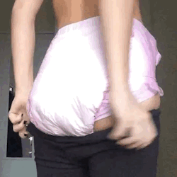 plemonia:Sexy Girls In Diapers.