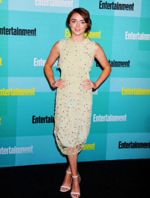2015 Favorite Red Carpet Dresses 195/365Maisie Williams at  Entertainment Weekly’s Entert