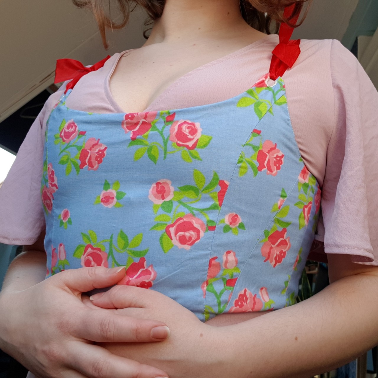 verysecretlykinky:verysecretlykinky:Oh! By the wayyyy! While I wasn’t feeling well I started a sewing project to keep me doing positive things and it turned out so well! Would you all like to see??I made a corset!!!!! Completely by hand and without