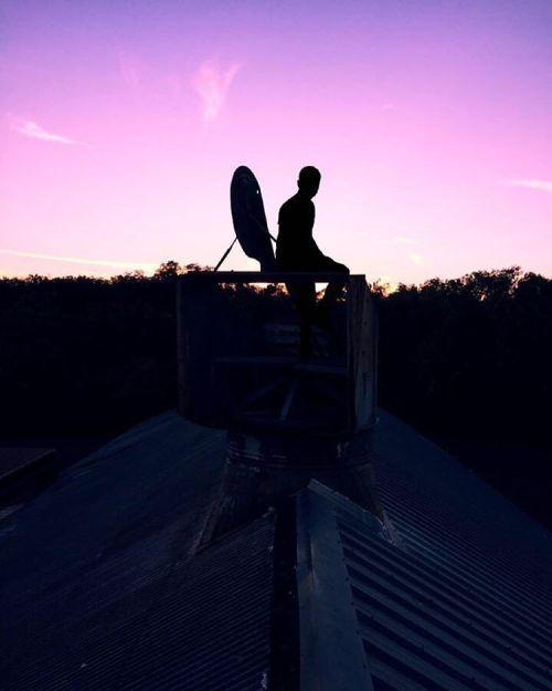 We are Urbex Minnesota. #explore #horizon #rooftop #urbex #urbexmn #urbexminnesota #color #purple #s