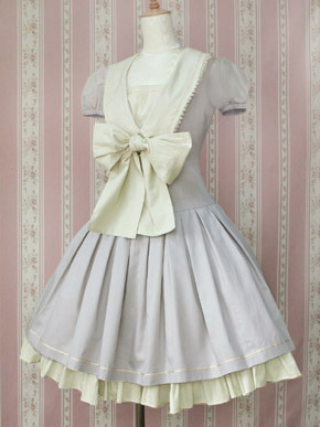 heckyeahlolitafashion:  Victorian MaidenGingham Marine Ribbon Dress 