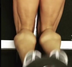 muscular-female-calves.tumblr.com post 154803672493