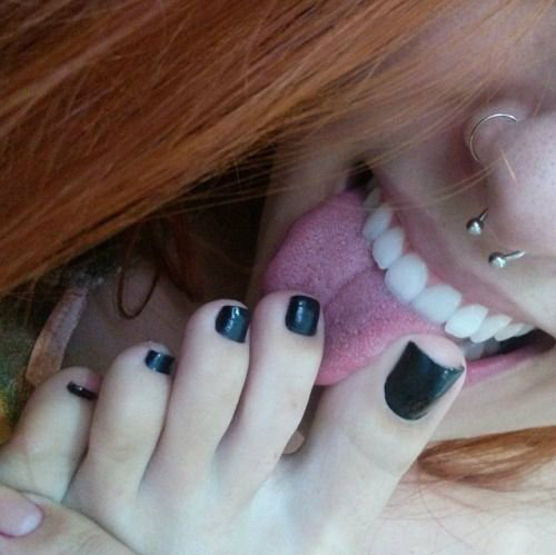 Sucky Sucky Feet