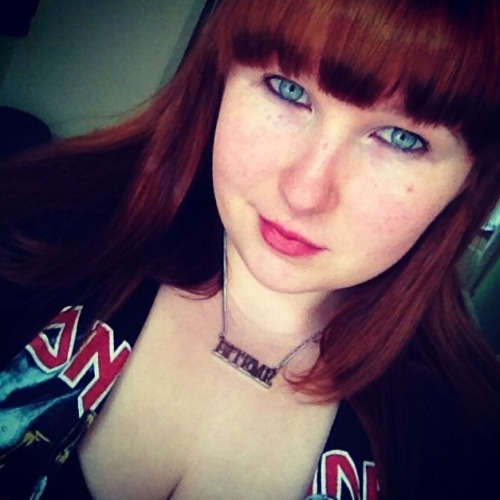 reichenbachrose:  Fyass  There she is, flarchin’ her foxy face all over Tumblr!