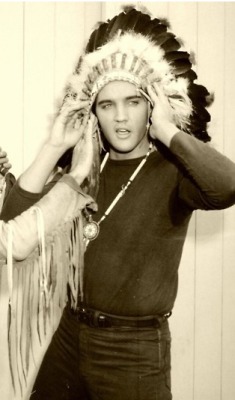 weirdvintage:  Elvis Presley is inducted