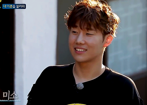 soooldout:  223/365 Days of Sunggyu  ☼  beautiful tanned gyu ☼  