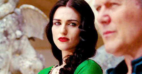 kara-luthors:smirky Morgana is my favourite Morgana