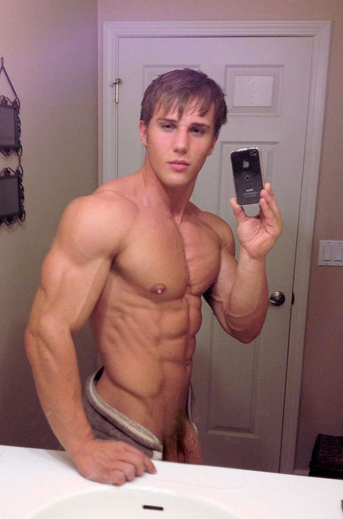 hotmeatmarket:  Hopefully we’ll see more of this hot hung stud. Though next time I hope he steps bac