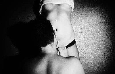phantomshaman:  xxxreesareesareesaxxx:  ❤ ~~~~~   ;)  Mmm ;)