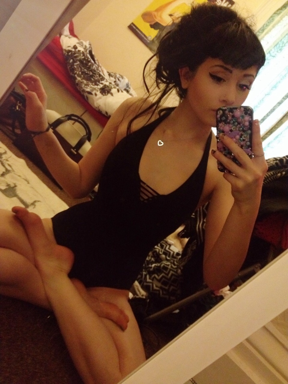 systemofadowny:  vulpiksie:  dink-182:  New pretty leotard and my phone case is by