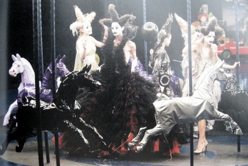 hautedeath:Alexander McQueen’s fw 2001 show was a truly grotesque piece of grande theatre. The