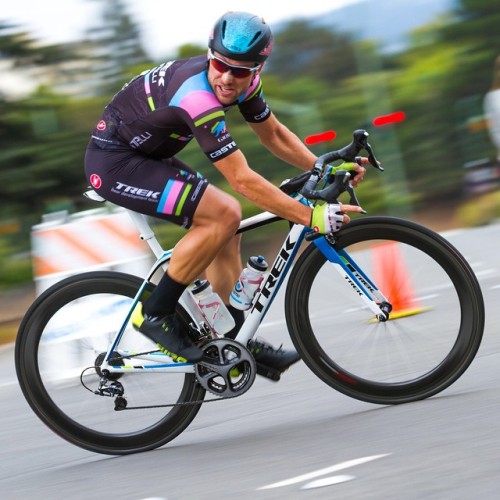 dfitzger:  By @beardevteam: coach @hooptie reading the race / photo @acaurora November 11, 2014 at 0