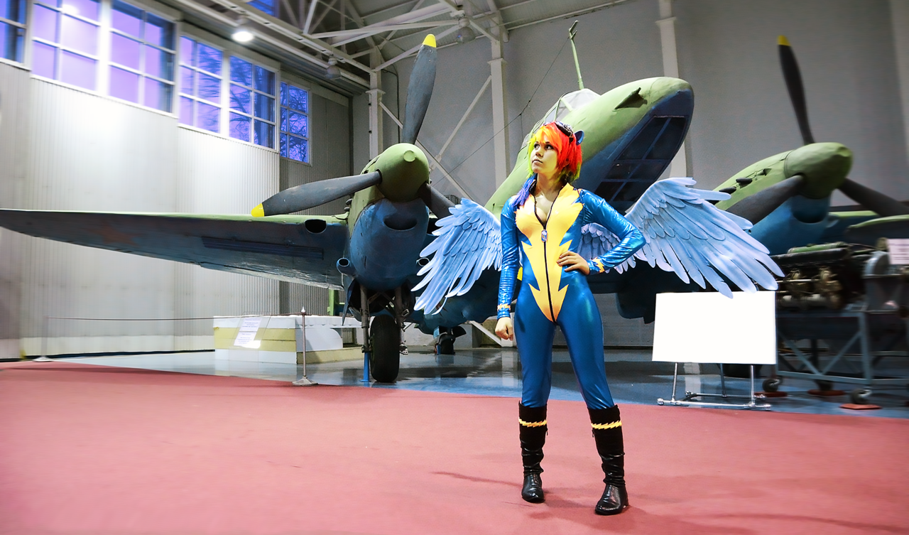 Something about airplanes by ErinLiona