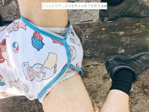 diaperloveramsterdam: @potato-explosion challenged me to go out and make poopy-stink. So I did. But 