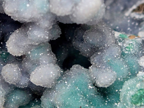 Chalcedony coating Malachite and Smithsonite - Skorpion mine, Namibia