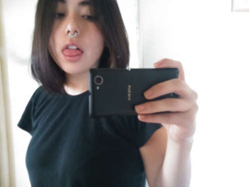 XXX Blurry pics, but anyway. Chilean, bisexual photo