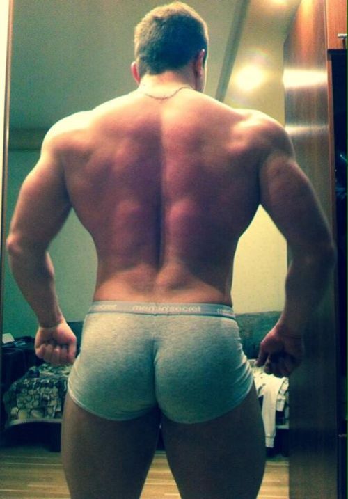 doyoulovemymen:  On such a butt, any undies would be stretchy