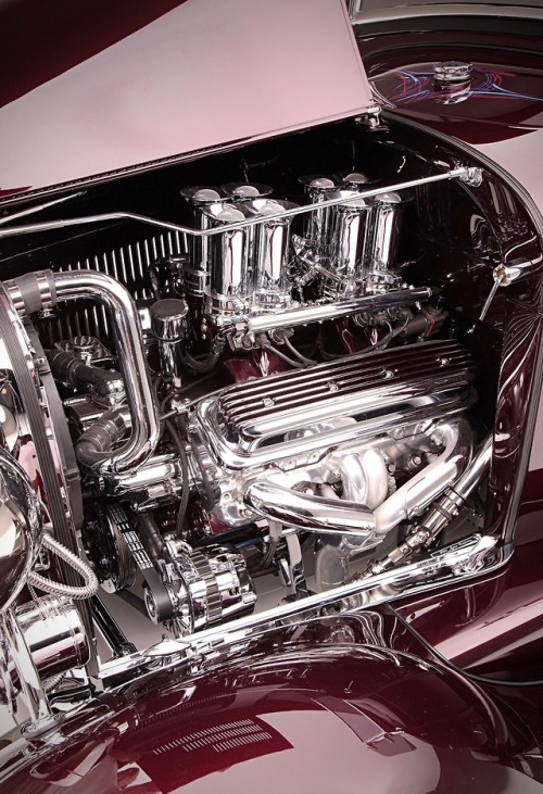 utwo:  1929 Ford Roadster © john gilbert 
