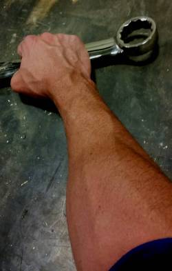 maleforearms:  Making things tight 