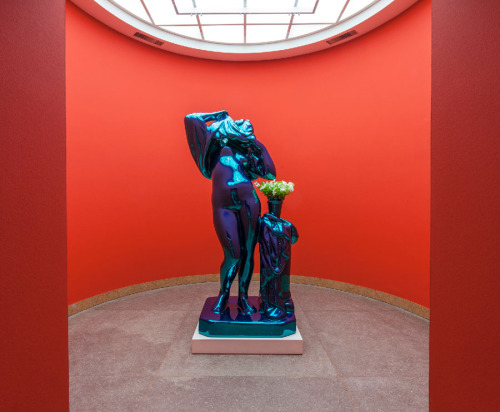 blue-voids:  Jeff Koons - Metallic Venus, 2010-12 