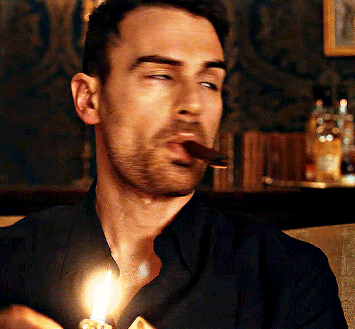 THEO JAMES As Eddie Halsteadin 'THE GENTLEMEN' (2024)