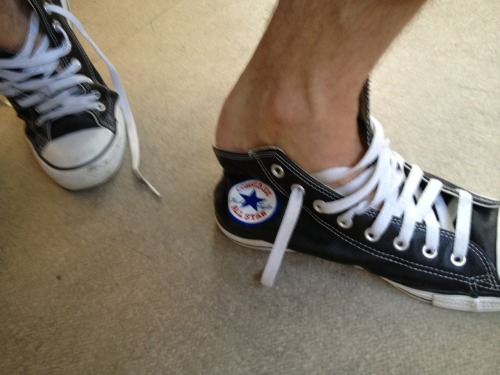 nsneax: leather converse without socks…