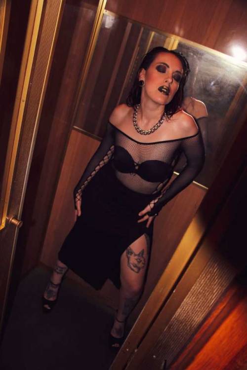 The Elevator //  Ph Frida Governale Mua Carolina Marvel Milan, luglio 2018