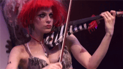 darbyxxxrose:  mistybladee:  Any Emilie Autumn fans? :) She’s so beautiful<3  if u dont love her there is somethng VERY wring with u