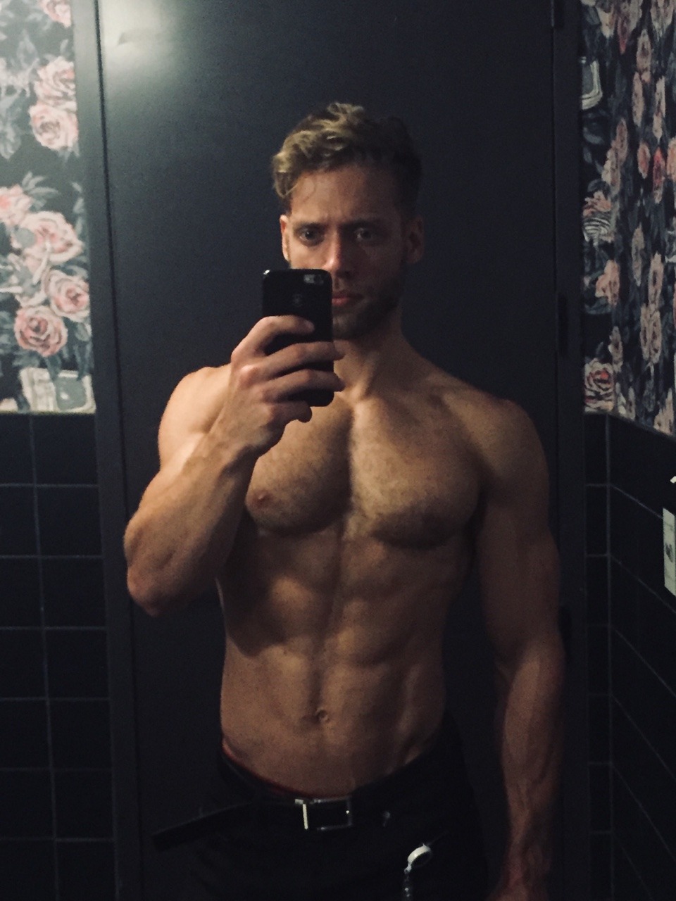 bluraycharles:  This was peak progress. Praise god we’re bulking again. (I realize