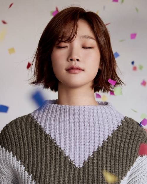 thequeensofbeauty: Park So-dam for Big Issue Korea (December 2016)