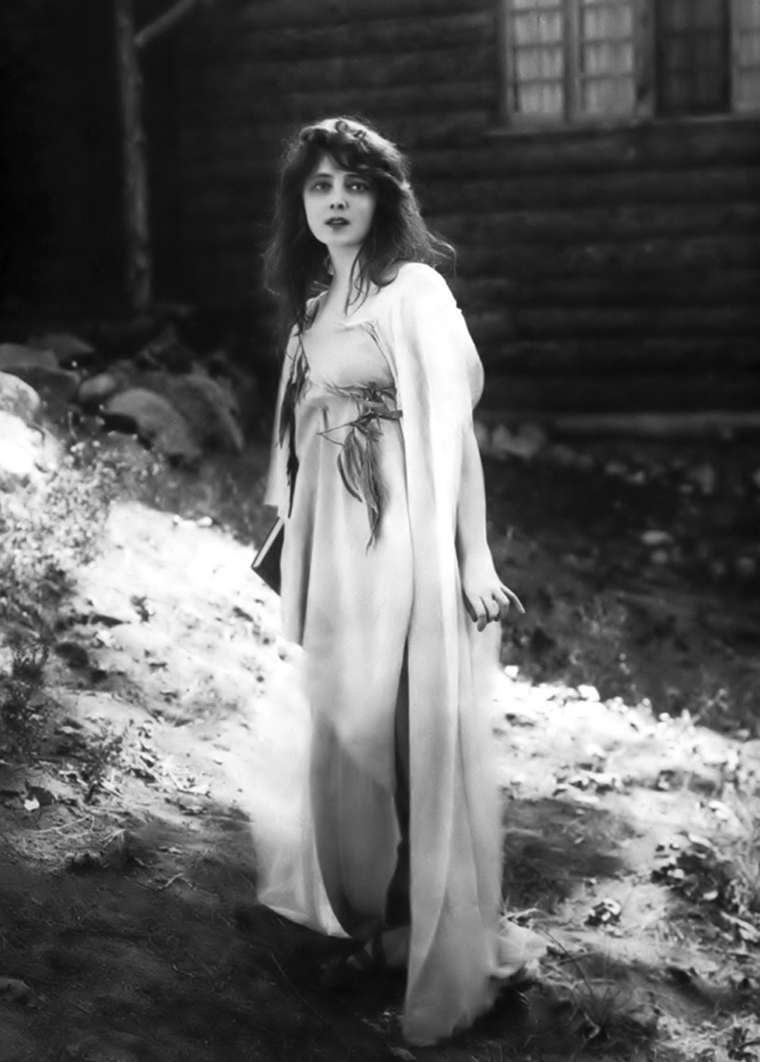 Marie Doro in The Wood Nymph (1916).