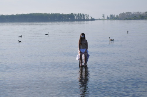 Needle Piece - Adriana DismanA sign on the beach:&ldquo;You are invited, one at a time, to enter the