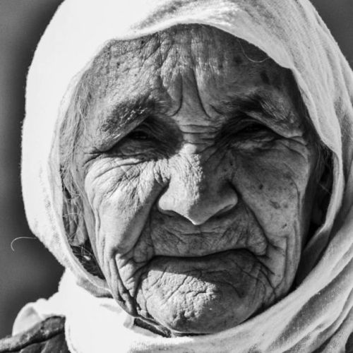 Portraits of ethnic Tajik, Kazakh, Russian, Uyghur, and Kyrgyz women in Xinjiang.Photo by Liu Yingzh