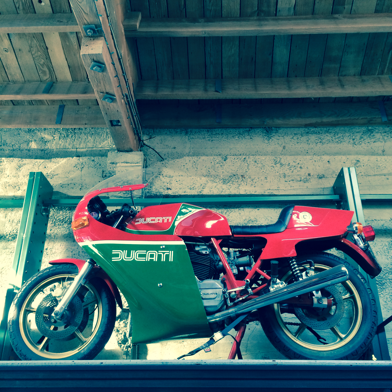 RACE CAFE