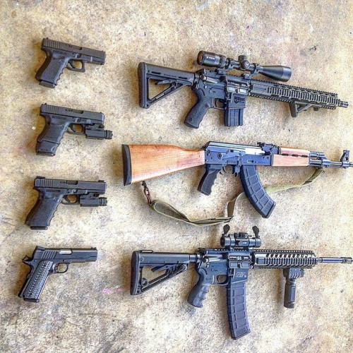 weaponslover:  *heavy breathing*  Pc: @michaelmanley84  #guns #gunporn #igmilitia