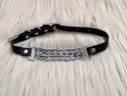 kinkygirlydesigns:  Fiona collar new on ShopKinkyGirly.com Handcrafted from 4 oz leather 