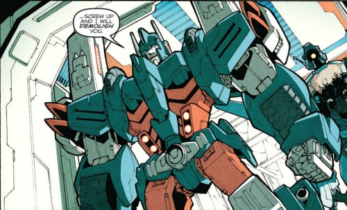 fulcrumisthebomb:Most of my favourite Ultra Magnus moments in MTMTE ❤