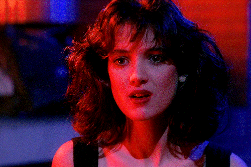 sissyspaceks:Winona Ryder in Heathers (1988) dir. Michale Lehmann