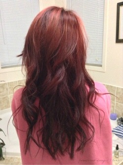 forever-and-alwayss:  2nd day hair, curled.