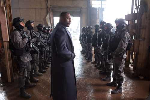 legendary: Idris Elba is PPDC Marshal Stacker Pentecost.