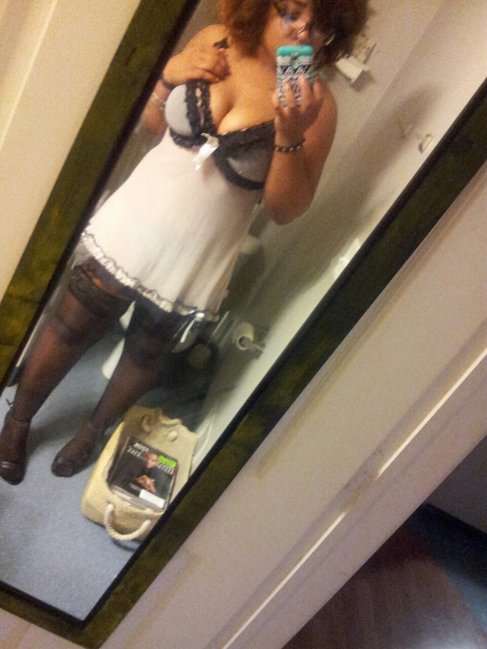 pussy-on-da-chain-wax:  I think I’m cute or sum…