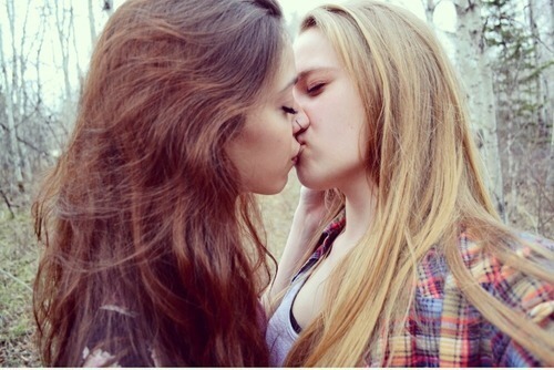 the-inspired-lesbian:  lesbian-kittens:  x  Meet girls who like girls in your area 👭