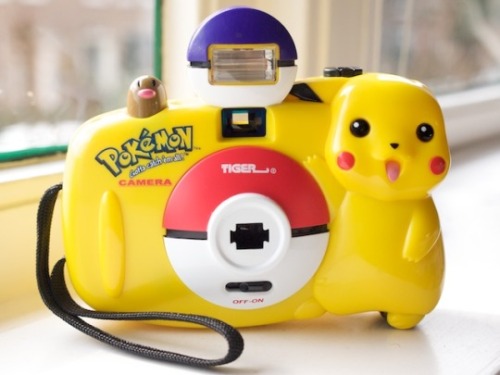 retrogamingblog -  Pikachu Camera released in 1998