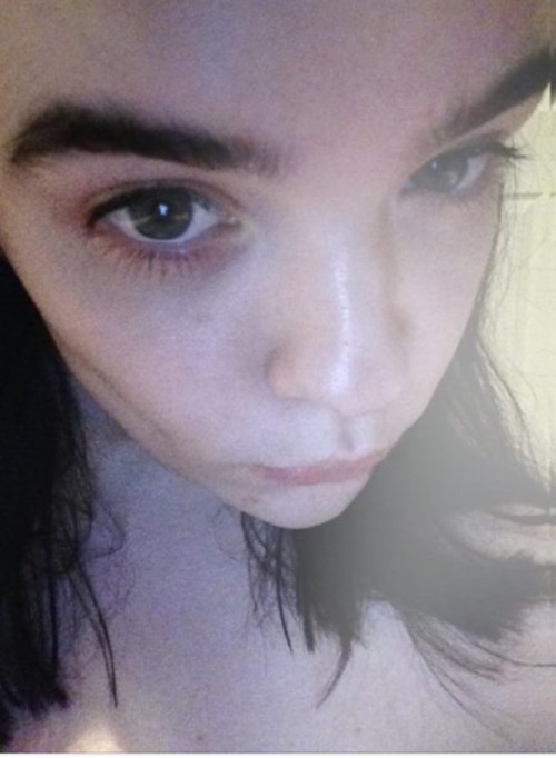 cohck:  im 2 cute 2 be sad n lonely 24/7 😊🔫