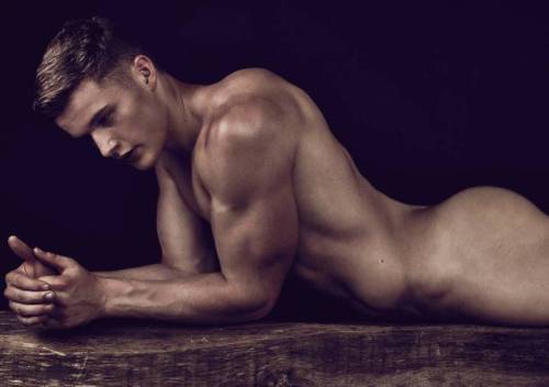 themitchme:  Dan Scoble by Daniel Jaems