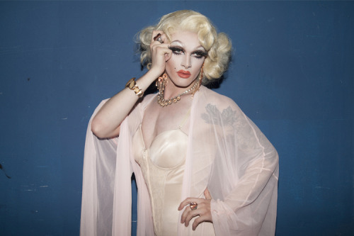 gaggingnova:  parishitme:  Pearl in Alright Darling Zine  My pearl