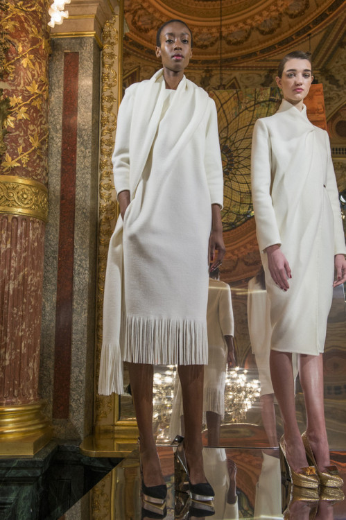 velvetrunway: Paule Ka F.W 2017 Posted by x