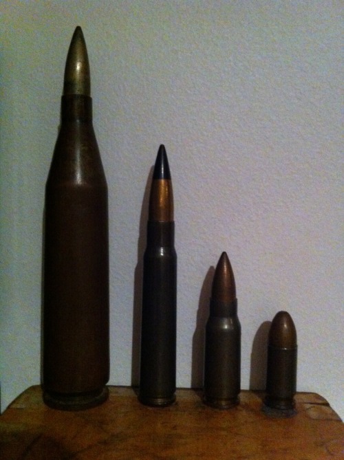 wehrmachtinternetmuseum:  WW2 GERMAN ROUNDS ASSORTMENT.  This post is for reichsmarschall & her excellent post regarding the German Panzerbuchse 39.  In this picture (L to R) We have the PzB39 round.  8mm K98 (tracer) rifle/mg round.  8mm MP44 Kurz