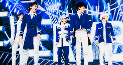kiihong:  Color porn: Everybody - SHINee  