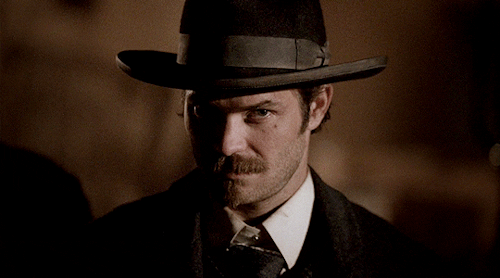 e-ripley:Timothy Olyphant as Seth Bullock in DEADWOOD (Season 1)